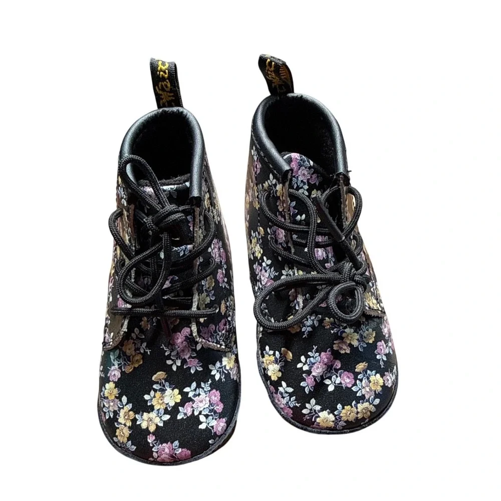 Dr Martens‎ Toddler Floral Boots Size 4 US 19 EU Black Lace Up Combat Boots